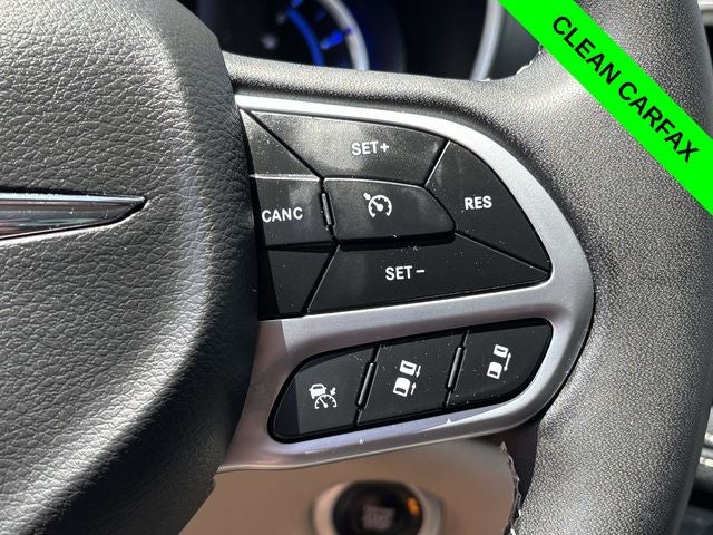 2023 Chrysler Pacifica Hybrid Touring L