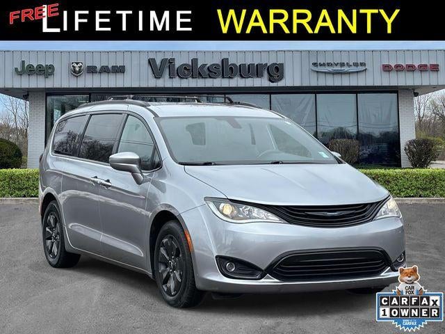 2019 Chrysler Pacifica Hybrid Touring L