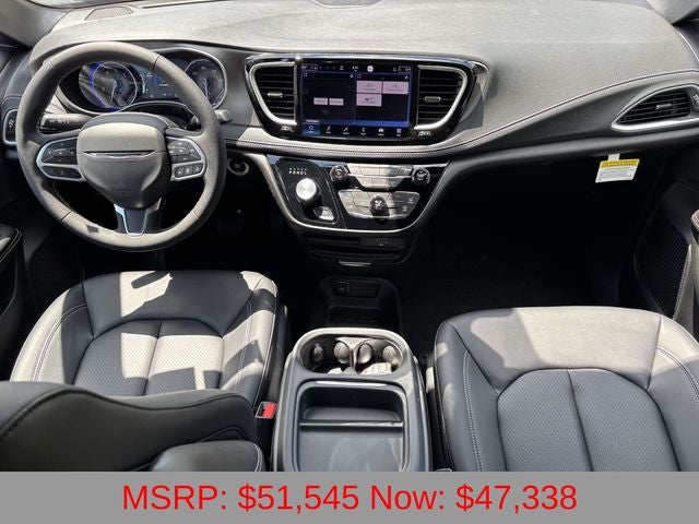 2027 Chrysler Pacifica PACIFICA SELECT AWD