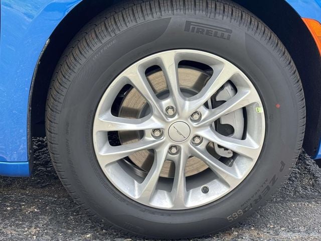2027 Chrysler Pacifica PACIFICA SELECT AWD
