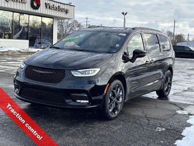 2026 Chrysler Pacifica PACIFICA SELECT AWD