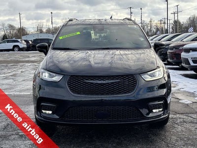 2026 Chrysler Pacifica PACIFICA SELECT AWD