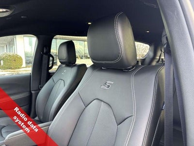2026 Chrysler Pacifica PACIFICA SELECT AWD