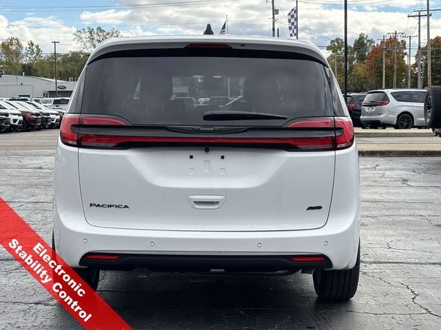 2026 Chrysler Pacifica PACIFICA SELECT AWD