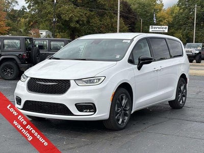 2026 Chrysler Pacifica PACIFICA SELECT AWD