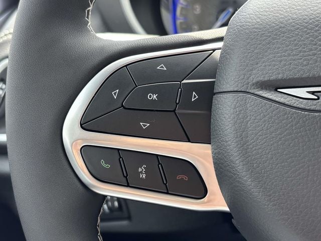 2027 Chrysler Pacifica PACIFICA SELECT AWD