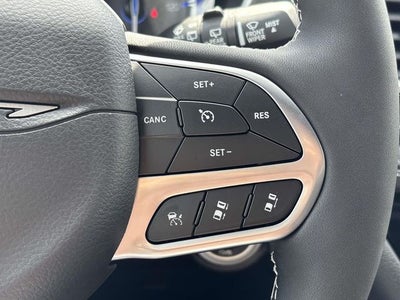 2027 Chrysler Pacifica PACIFICA SELECT AWD