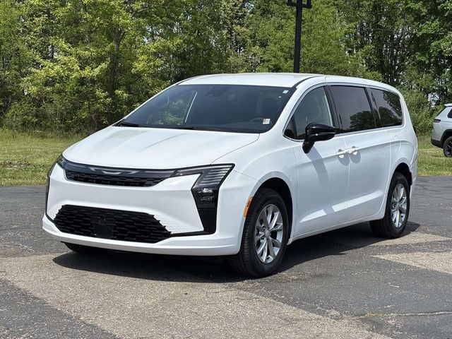 2027 Chrysler Pacifica PACIFICA SELECT AWD