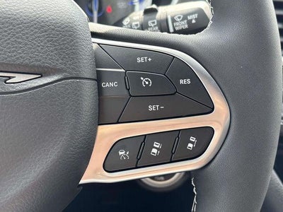 2027 Chrysler Pacifica PACIFICA SELECT AWD