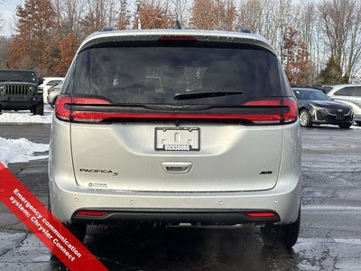 2026 Chrysler Pacifica PACIFICA SELECT AWD