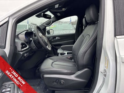 2026 Chrysler Pacifica PACIFICA SELECT AWD