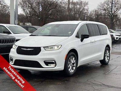 2026 Chrysler Pacifica PACIFICA SELECT AWD