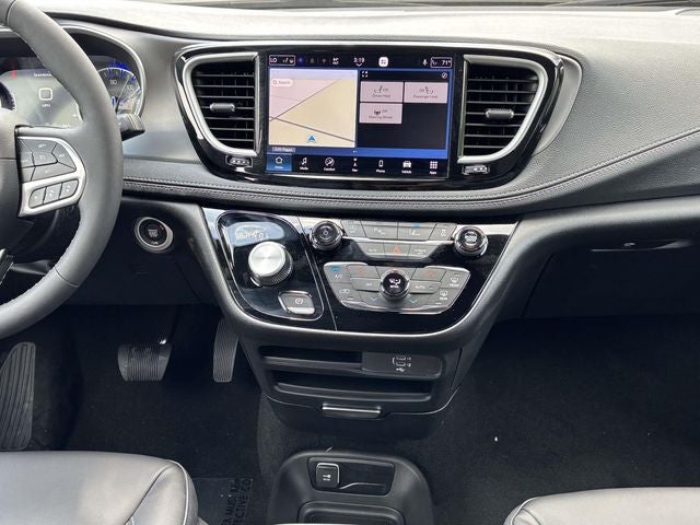 2027 Chrysler Pacifica PACIFICA SELECT AWD
