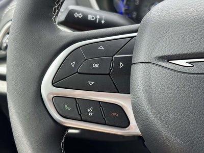 2027 Chrysler Pacifica PACIFICA SELECT AWD