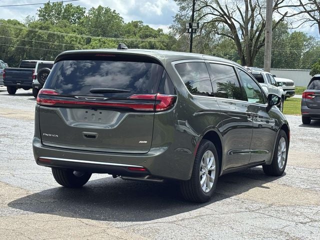 2027 Chrysler Pacifica PACIFICA SELECT AWD