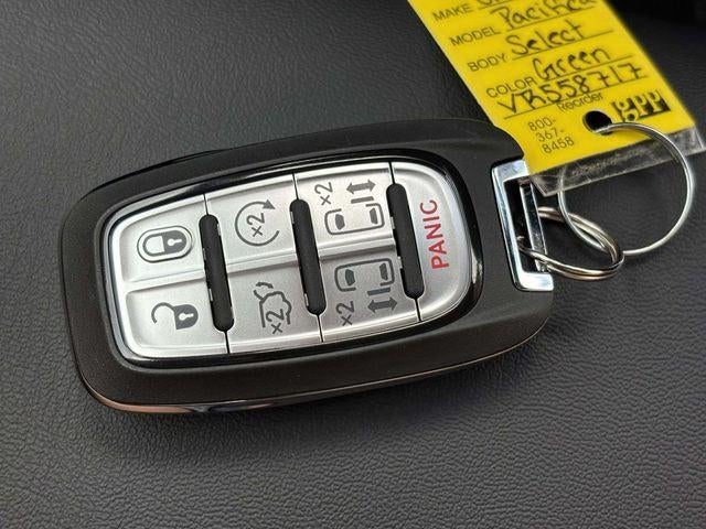 2027 Chrysler Pacifica PACIFICA SELECT AWD