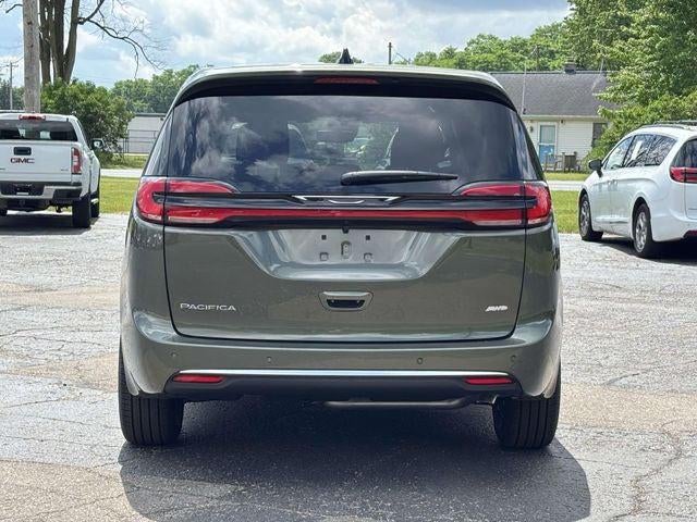 2027 Chrysler Pacifica PACIFICA SELECT AWD