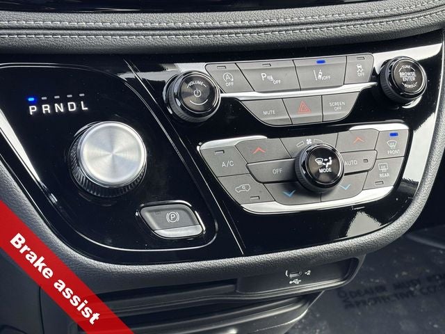 2026 Chrysler Pacifica PACIFICA SELECT AWD