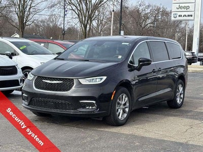 2026 Chrysler Pacifica PACIFICA SELECT AWD