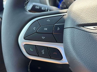 2027 Chrysler Pacifica PACIFICA SELECT AWD