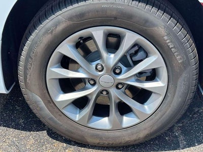 2027 Chrysler Pacifica PACIFICA SELECT AWD