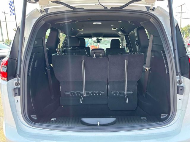 2027 Chrysler Pacifica PACIFICA SELECT AWD