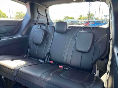 2027 Chrysler Pacifica PACIFICA SELECT AWD