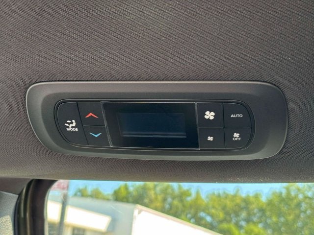 2027 Chrysler Pacifica PACIFICA SELECT AWD