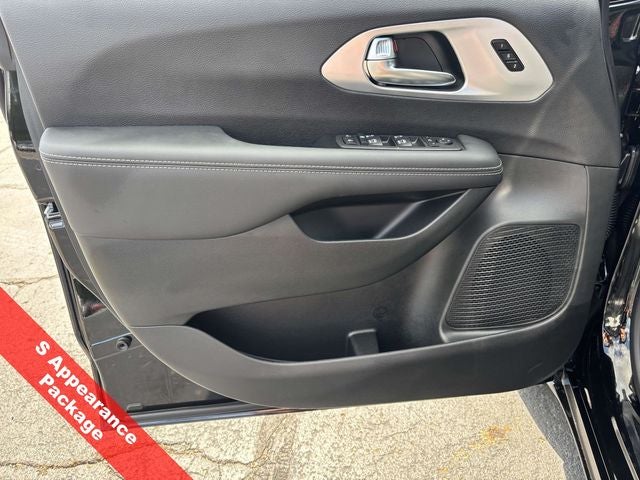 2026 Chrysler Pacifica PACIFICA LIMITED AWD