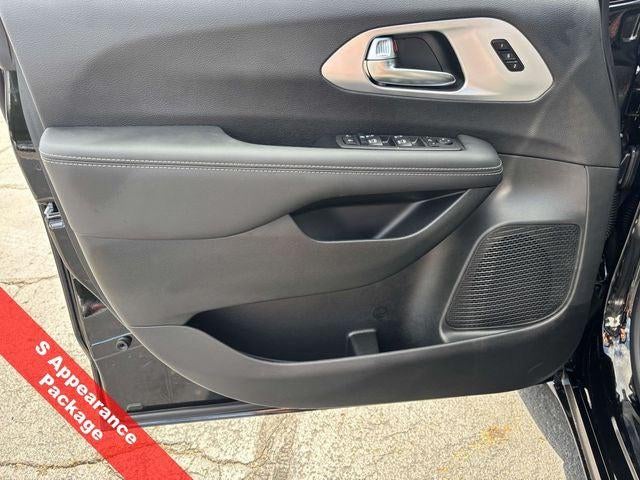 2026 Chrysler Pacifica PACIFICA LIMITED AWD