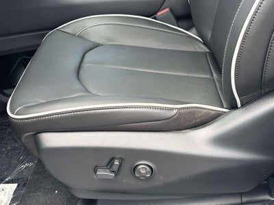 2027 Chrysler Pacifica PACIFICA LIMITED AWD