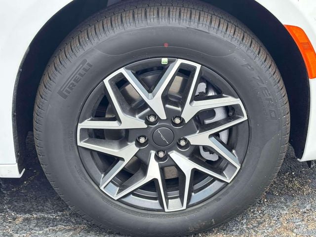 2027 Chrysler Pacifica PACIFICA LIMITED AWD