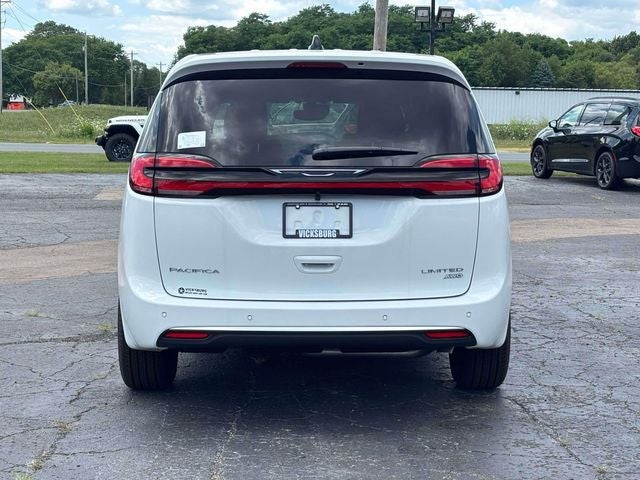 2027 Chrysler Pacifica PACIFICA LIMITED AWD
