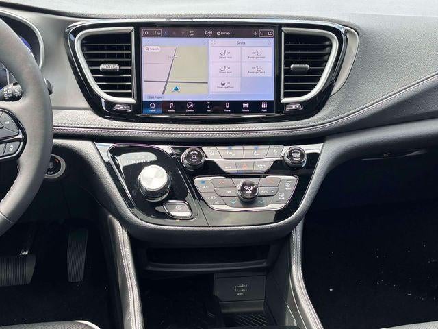 2027 Chrysler Pacifica PACIFICA LIMITED AWD