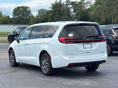 2027 Chrysler Pacifica PACIFICA LIMITED AWD
