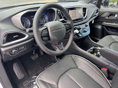 2027 Chrysler Pacifica PACIFICA LIMITED AWD