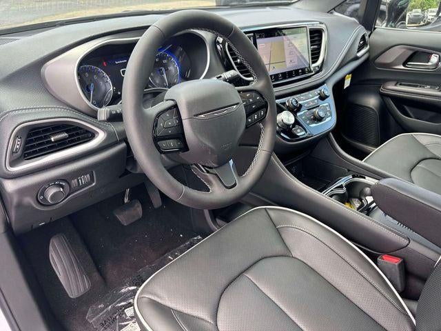 2027 Chrysler Pacifica PACIFICA LIMITED AWD