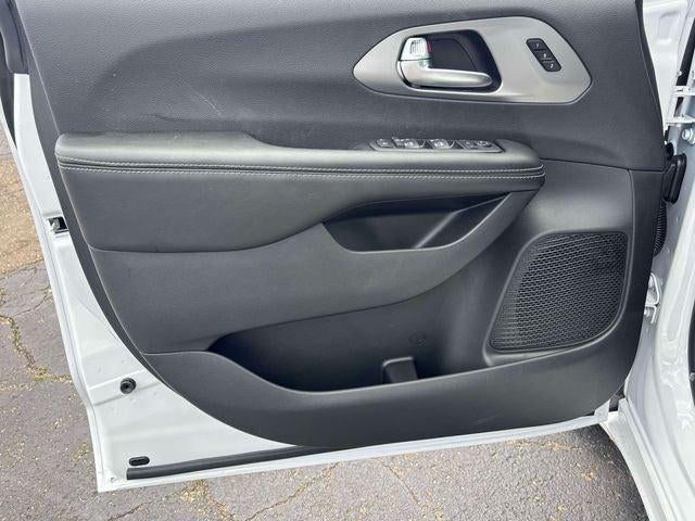2027 Chrysler Pacifica PACIFICA LIMITED AWD