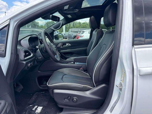 2027 Chrysler Pacifica PACIFICA LIMITED AWD