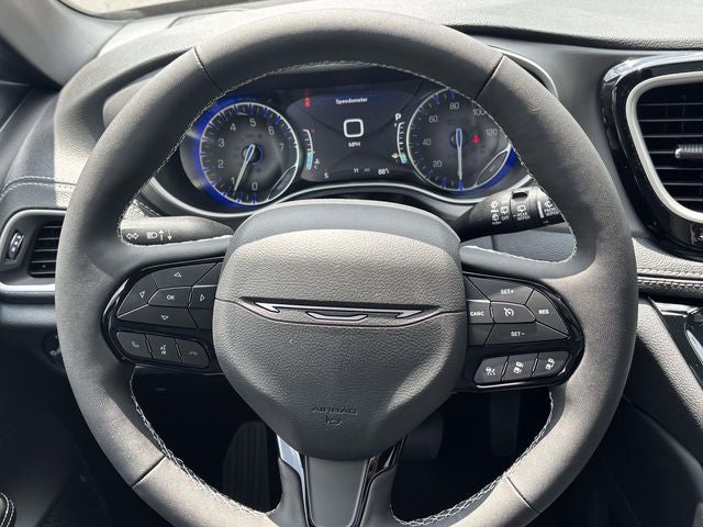 2027 Chrysler Pacifica PACIFICA LIMITED AWD
