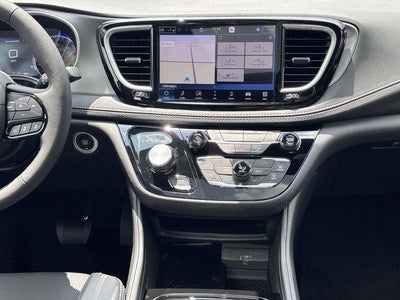 2027 Chrysler Pacifica PACIFICA LIMITED AWD