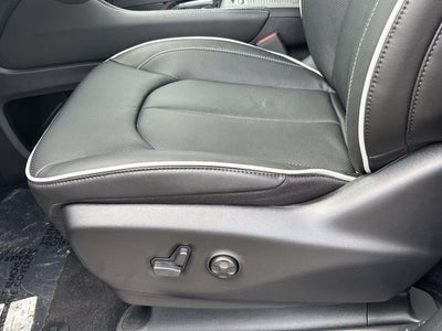 2027 Chrysler Pacifica PACIFICA LIMITED AWD