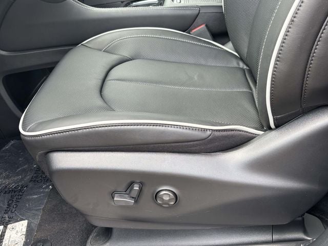 2027 Chrysler Pacifica PACIFICA LIMITED AWD