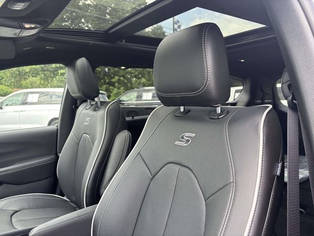 2027 Chrysler Pacifica PACIFICA LIMITED AWD
