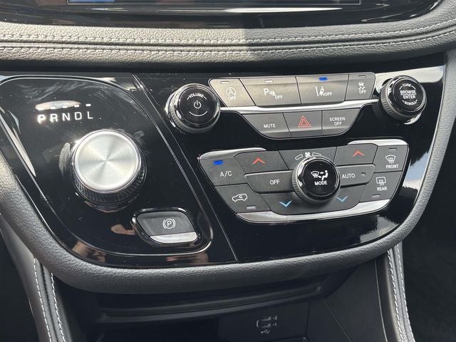 2027 Chrysler Pacifica PACIFICA LIMITED AWD