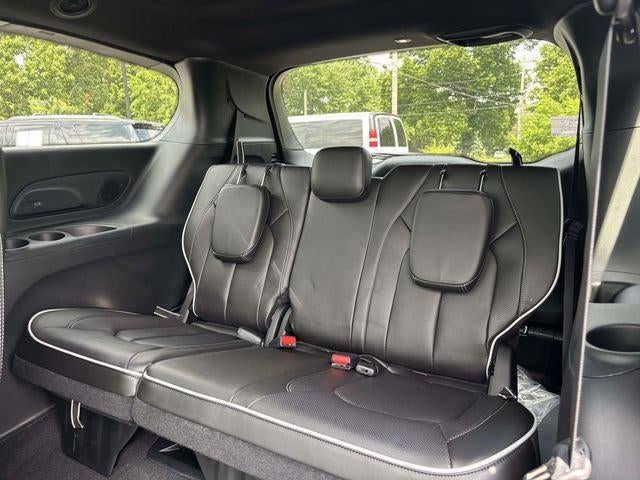 2027 Chrysler Pacifica PACIFICA LIMITED AWD
