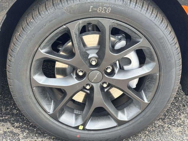 2027 Chrysler Pacifica PACIFICA LIMITED AWD