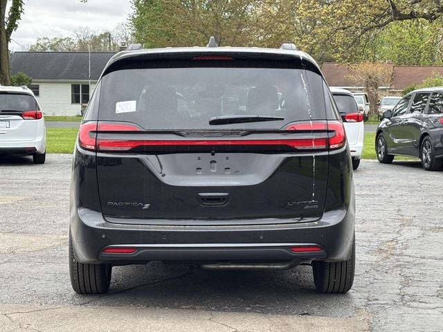 2027 Chrysler Pacifica PACIFICA LIMITED AWD