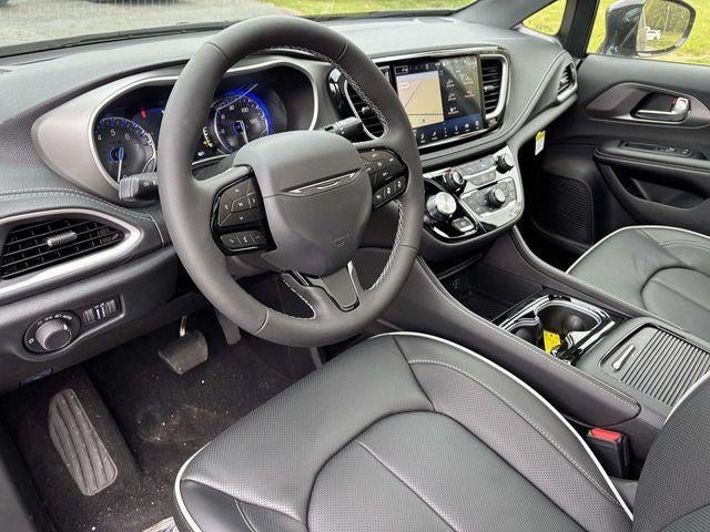 2027 Chrysler Pacifica PACIFICA LIMITED AWD