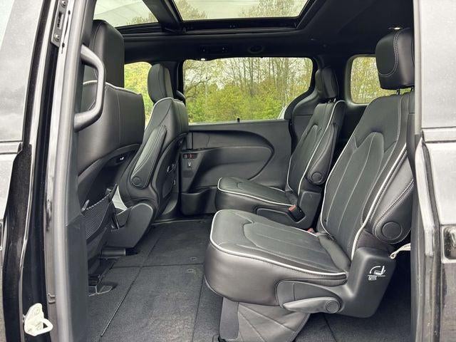 2027 Chrysler Pacifica PACIFICA LIMITED AWD